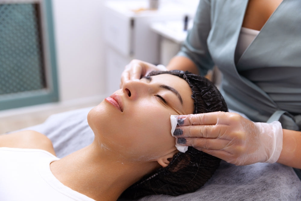 Make Your Dreams a Reality: Why Cosmetology is the Perfect Career for You!